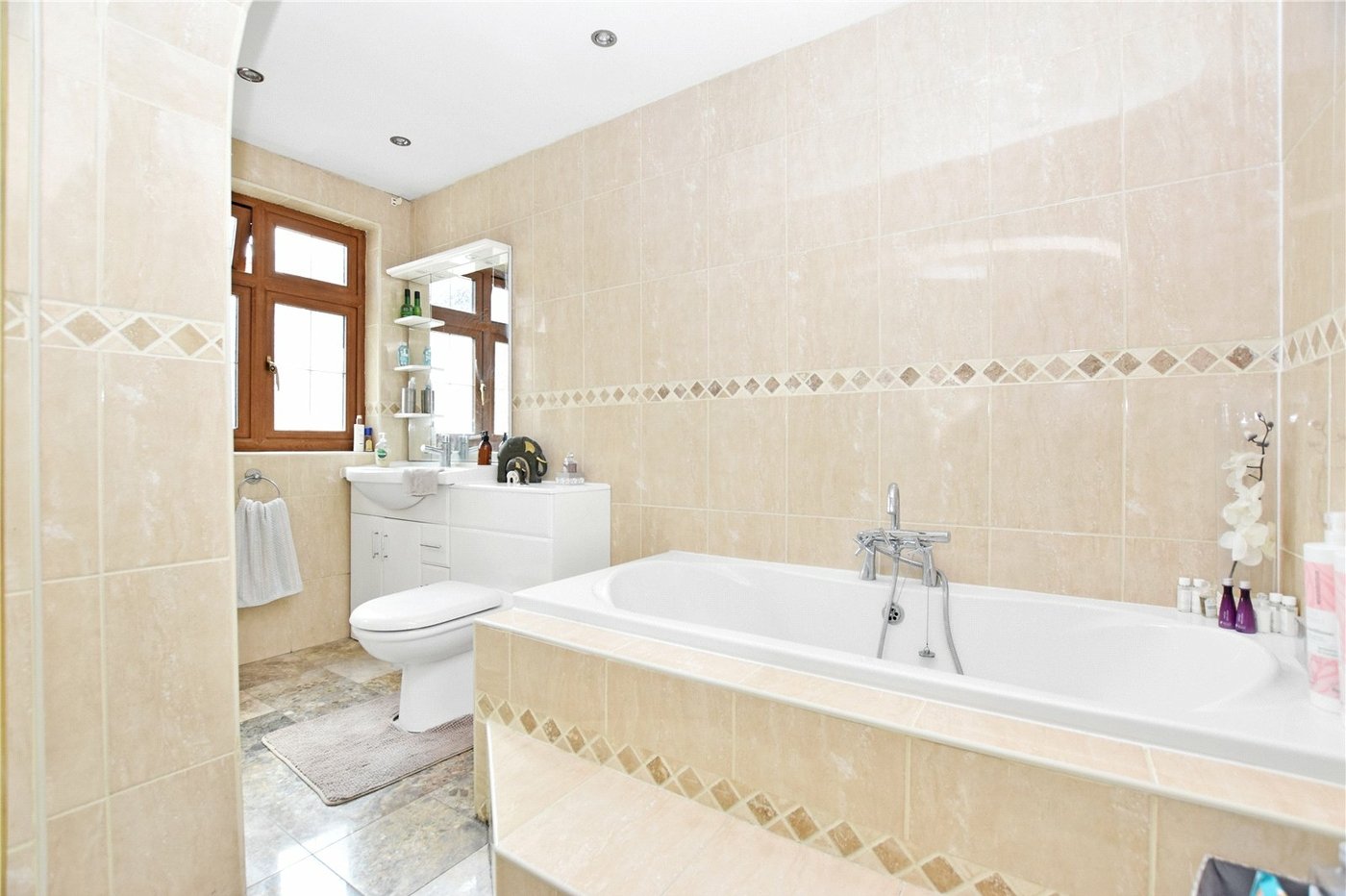 4 bedroom house for sale in Bexleyheath | Robinson Jackson