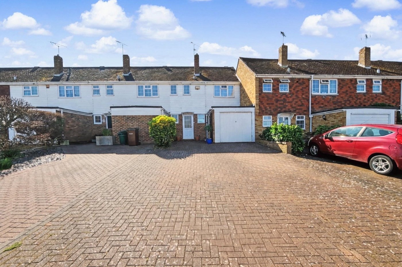 3 bedroom house for sale in Rainham | Robinson Michael & Jackson