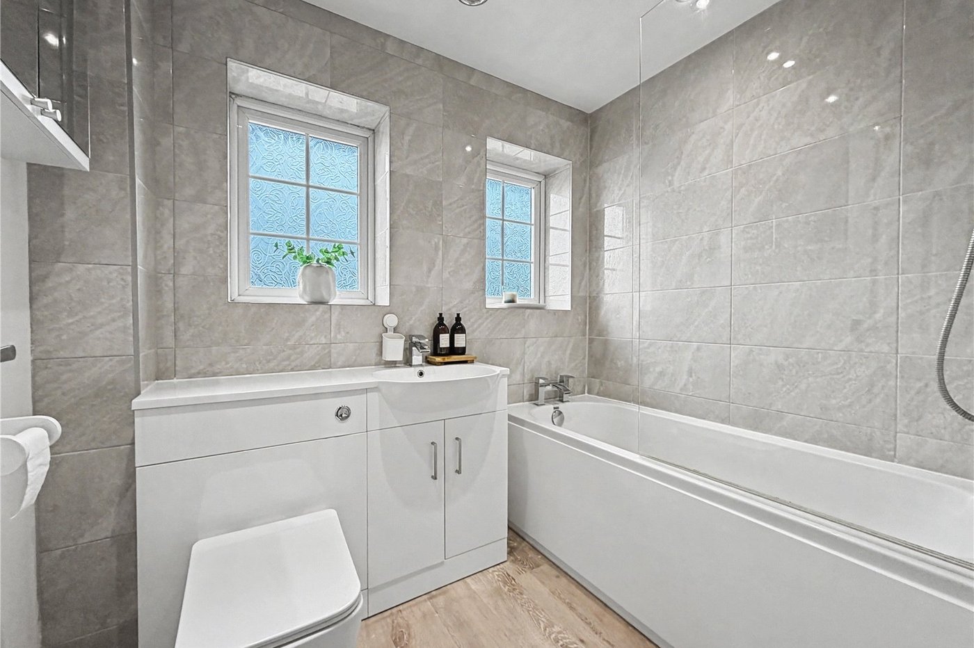 3 bedroom house for sale in Rainham | Robinson Michael & Jackson