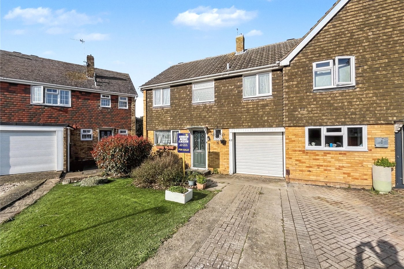 4 bedroom house for sale in Rainham | Robinson Michael & Jackson