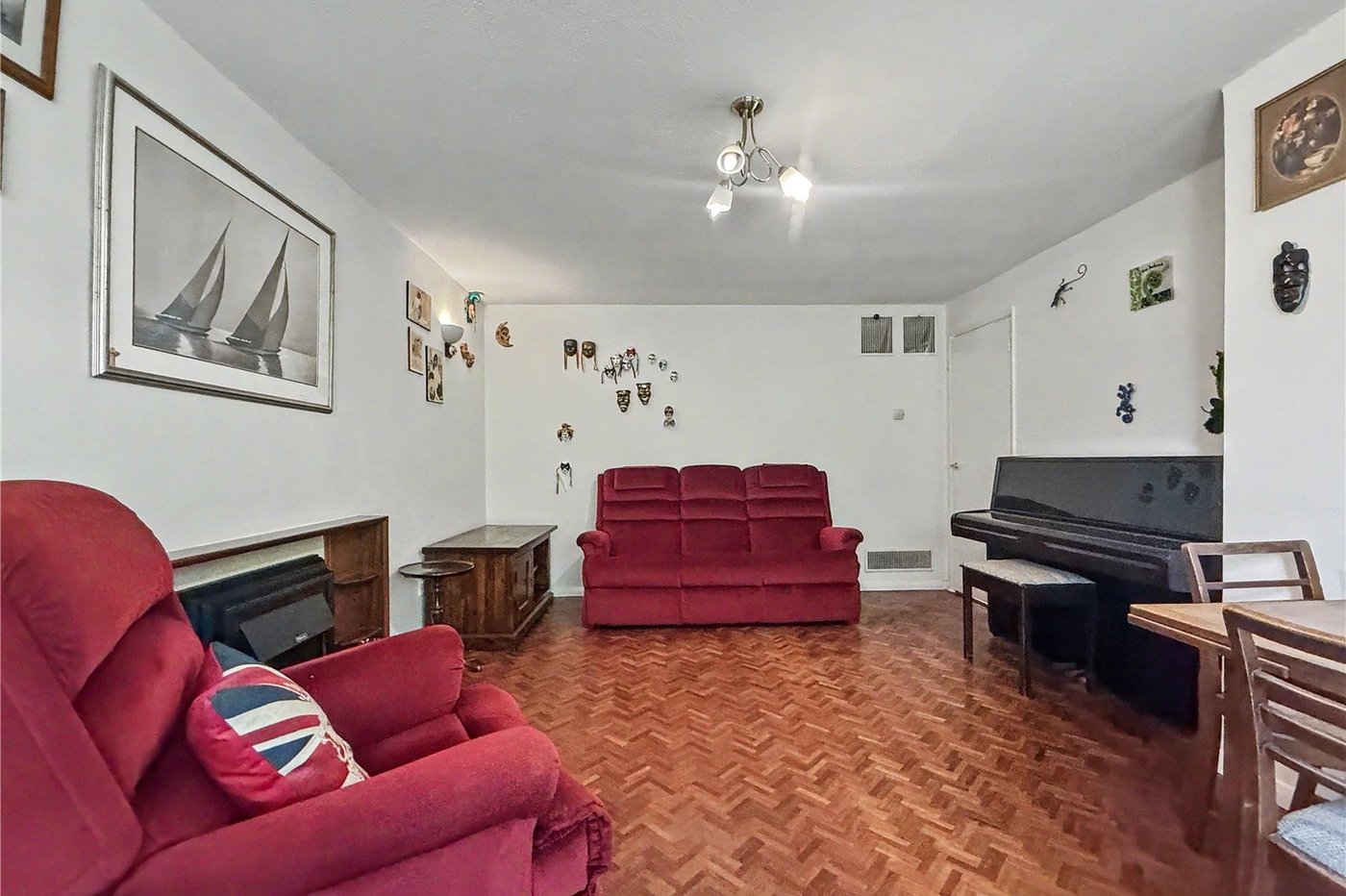 3 bedroom house for sale in Rainham | Robinson Michael & Jackson