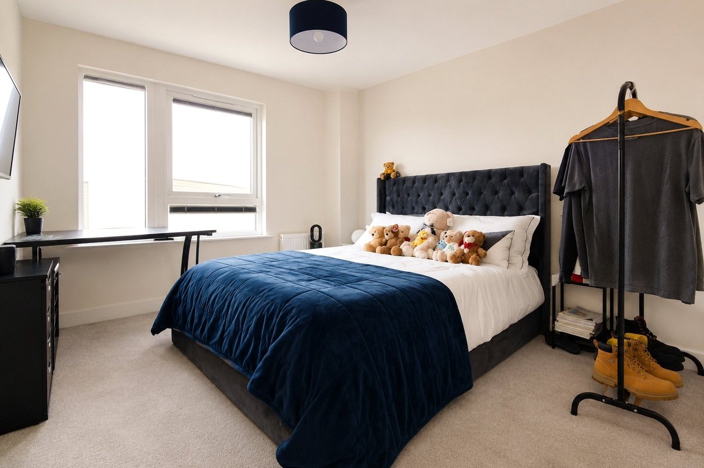 3 bedroom property for sale in Gillingham | Robinson Michael & Jackson