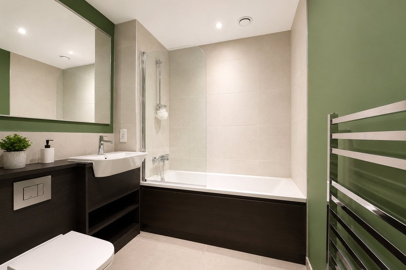3 bedroom property for sale in Gillingham | Robinson Michael & Jackson