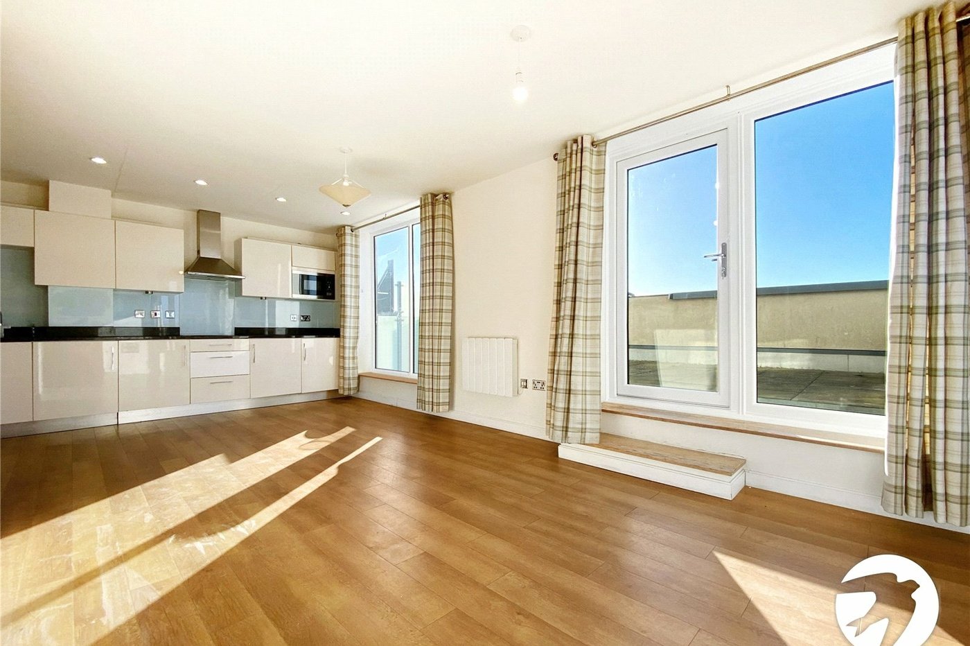 3 bedroom property for sale in Gillingham | Robinson Michael & Jackson
