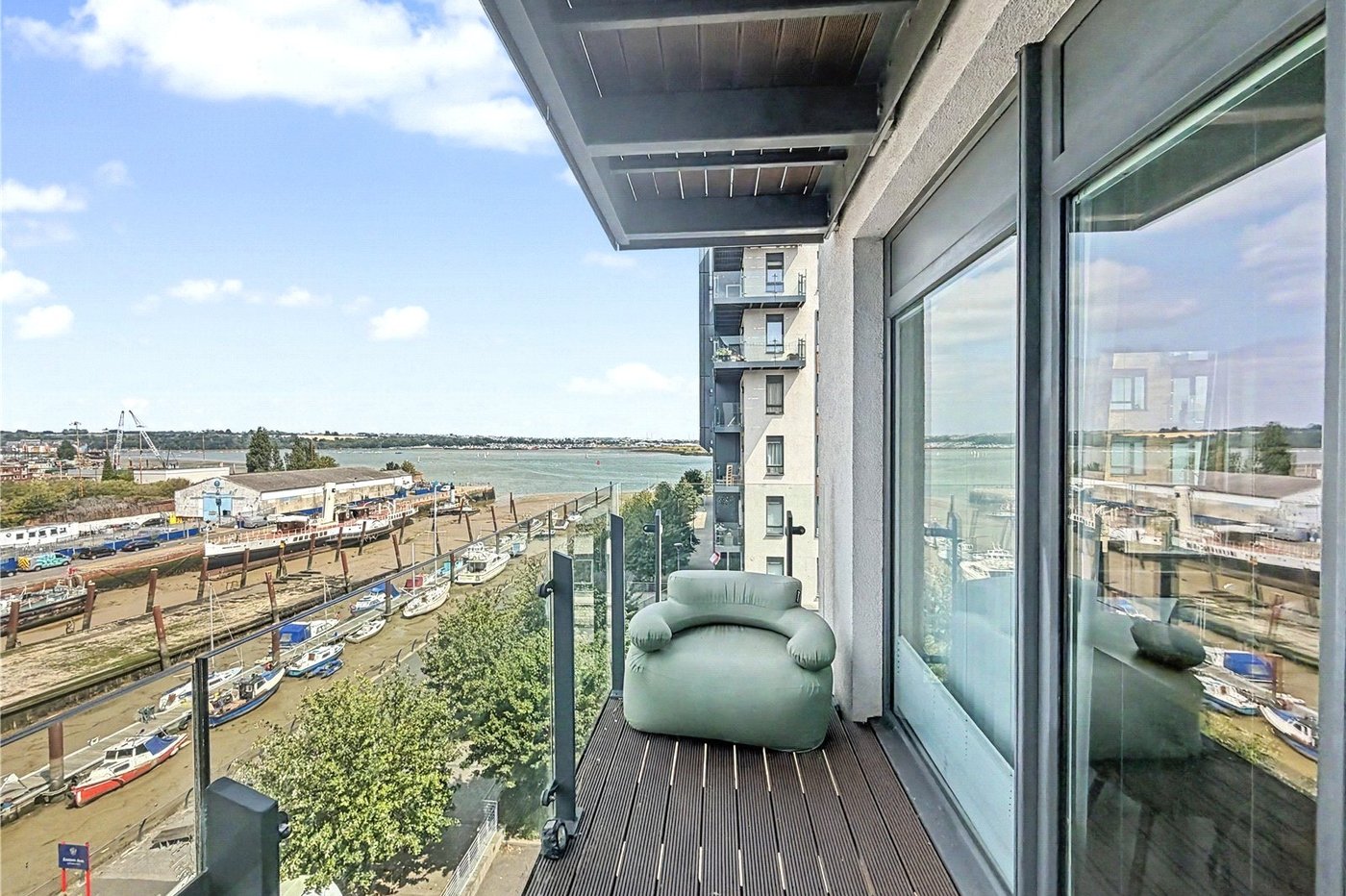 3 bedroom property for sale in Gillingham | Robinson Michael & Jackson