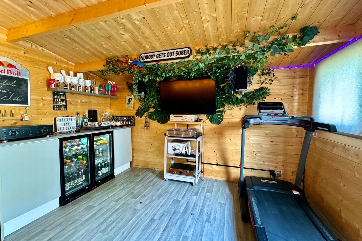 4 bedroom house for sale in Welling | Robinson Jackson