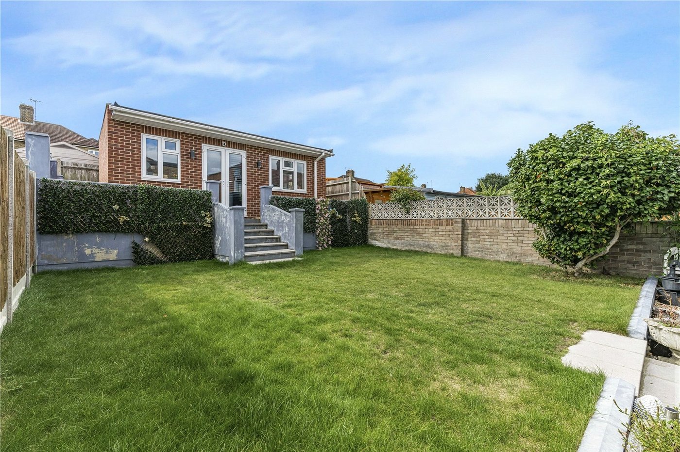 3 bedroom house for sale in Welling | Robinson Jackson