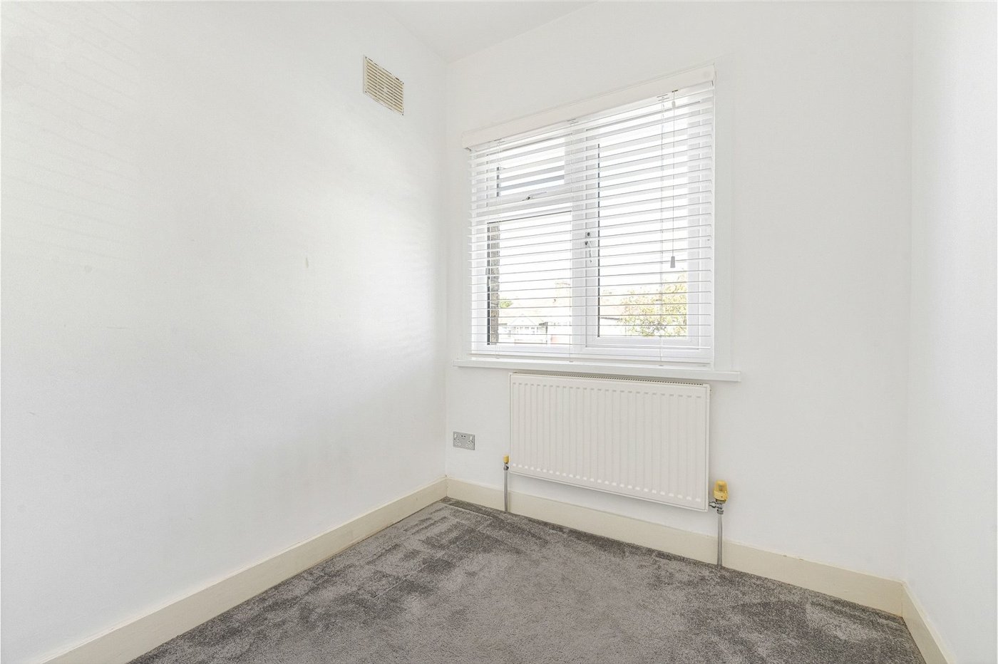 3 bedroom house for sale in Welling | Robinson Jackson