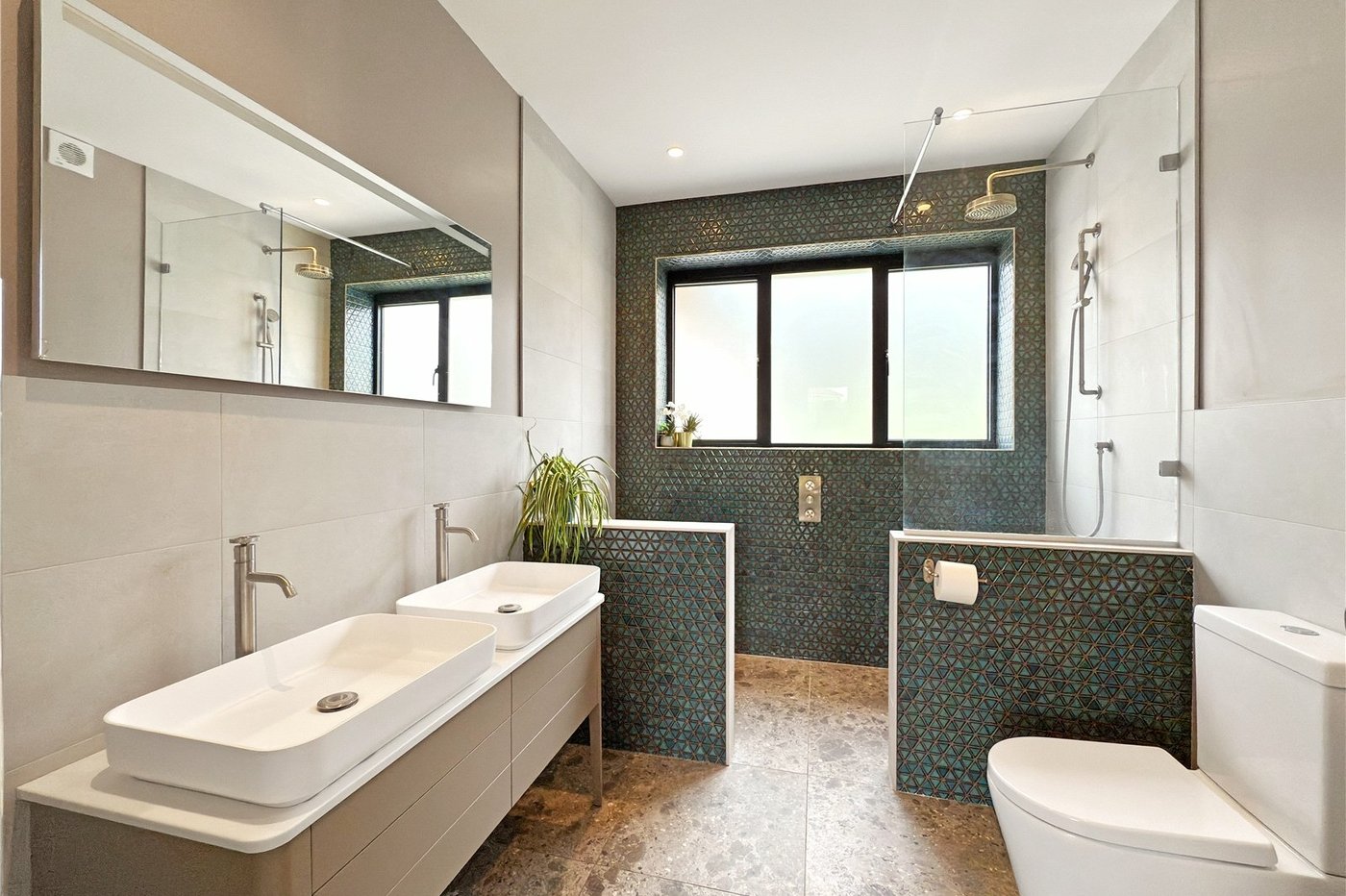 4 bedroom bungalow for sale in Crockenhill | Robinson Jackson