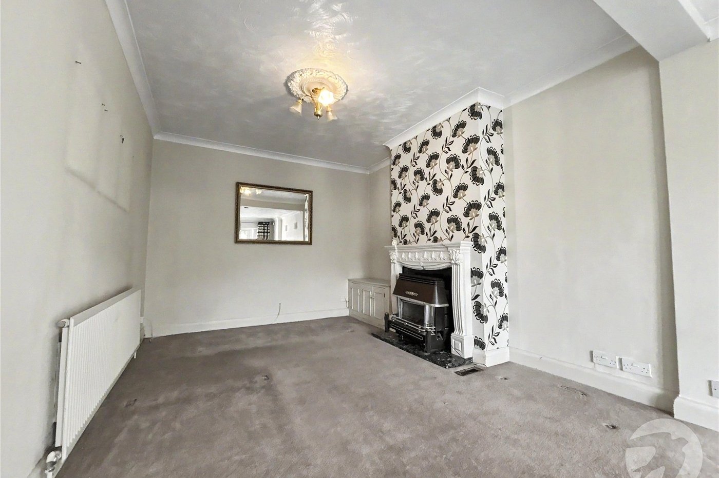 2 bedroom bungalow for sale in Sidcup | Robinson Jackson