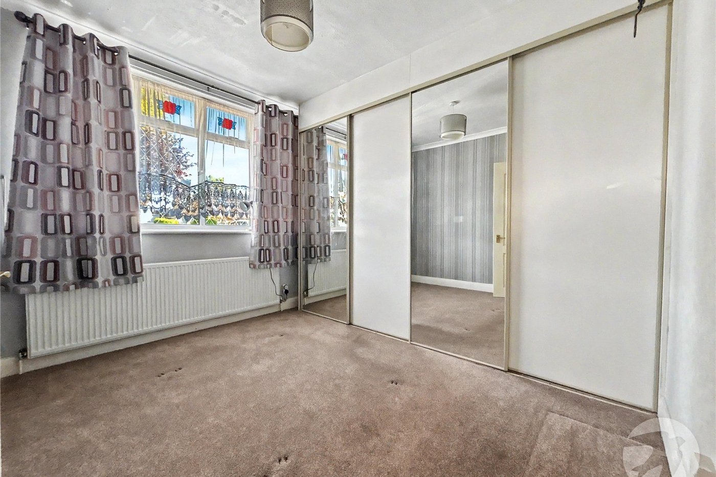 2 bedroom bungalow for sale in Sidcup | Robinson Jackson