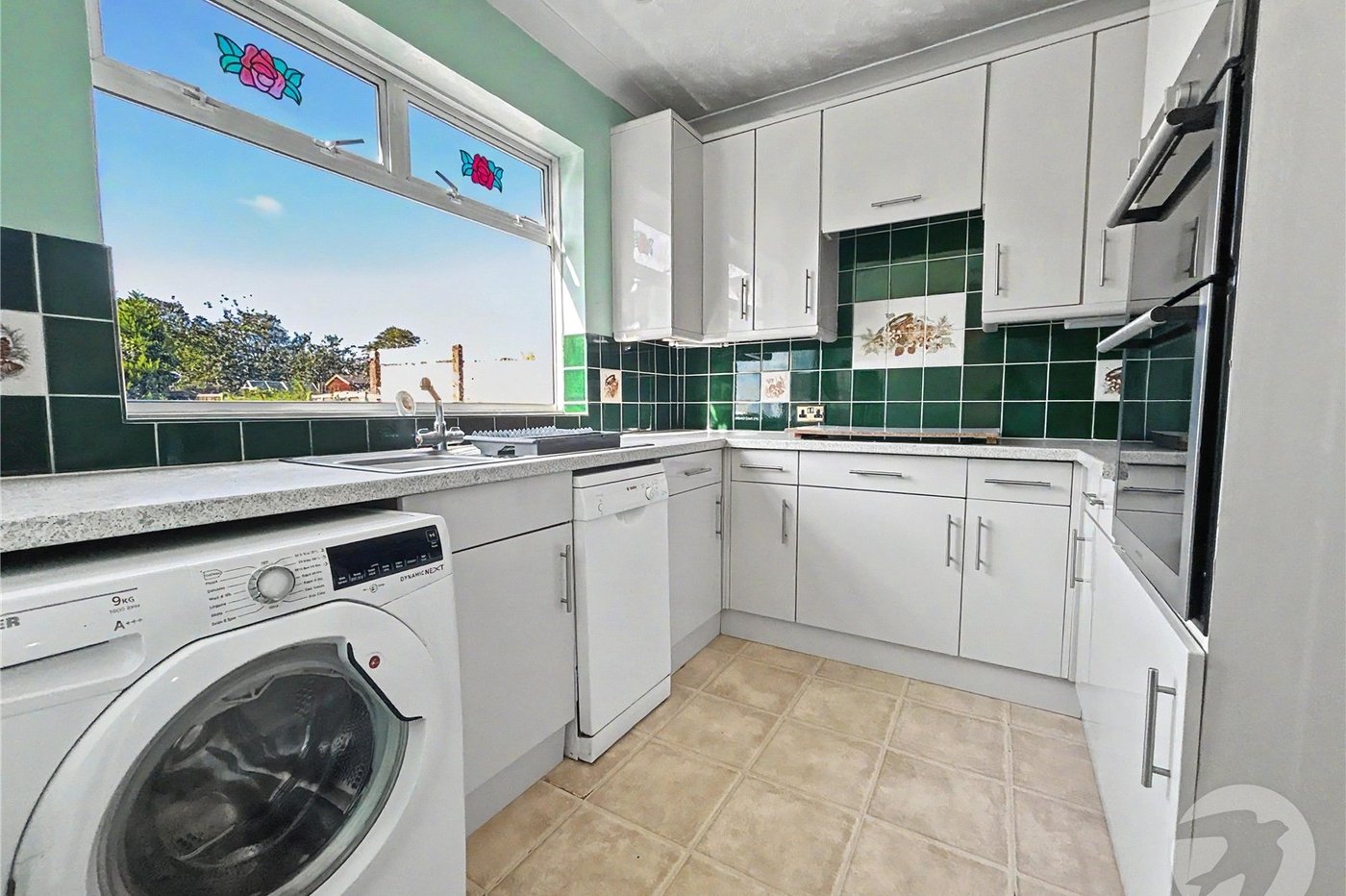2 bedroom bungalow for sale in Sidcup | Robinson Jackson