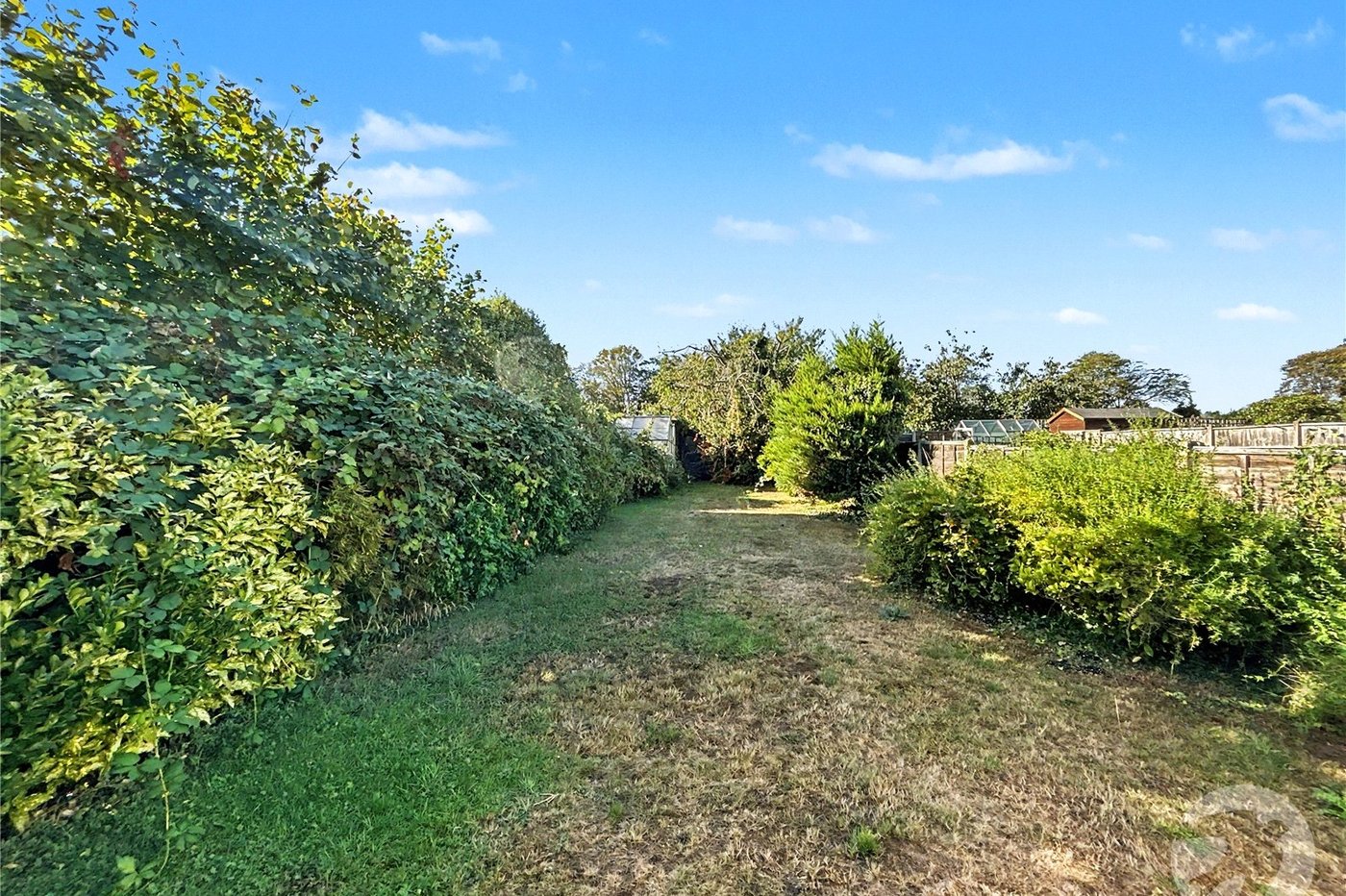 2 bedroom bungalow for sale in Sidcup | Robinson Jackson