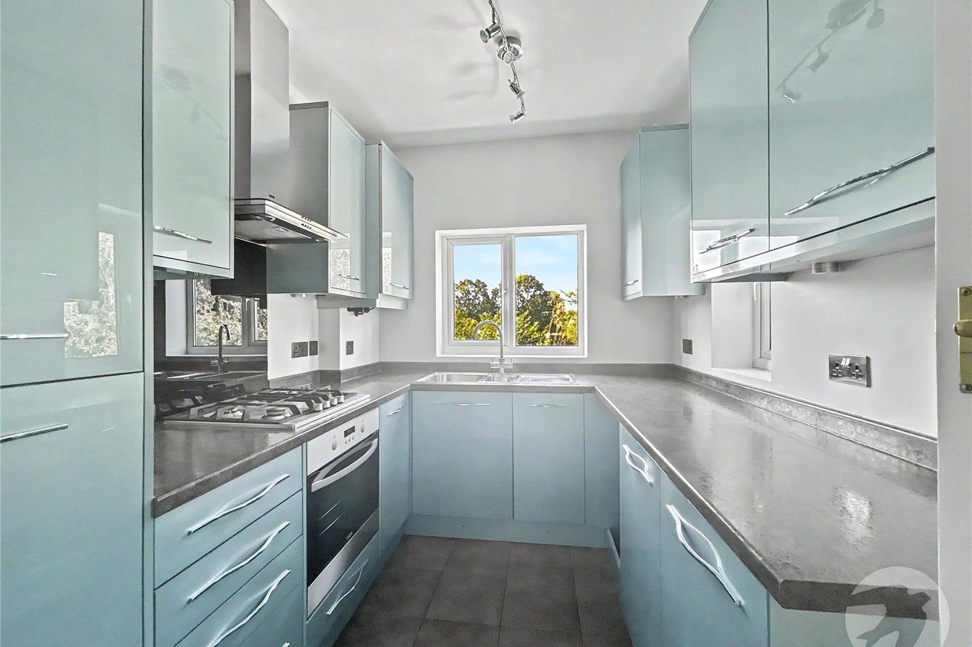 2 bedroom property for sale in Sidcup | Robinson Jackson