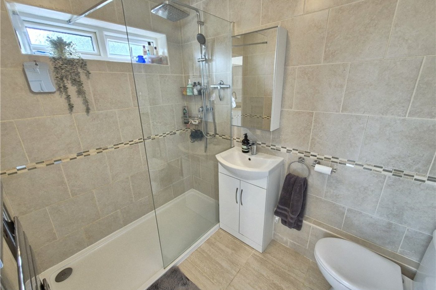 2 bedroom house for sale in Green Street Green | Robinson Jackson