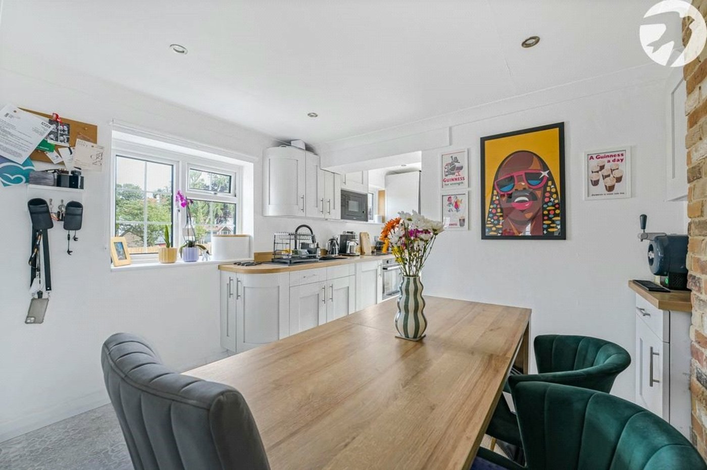 2 bedroom house for sale in Green Street Green | Robinson Jackson