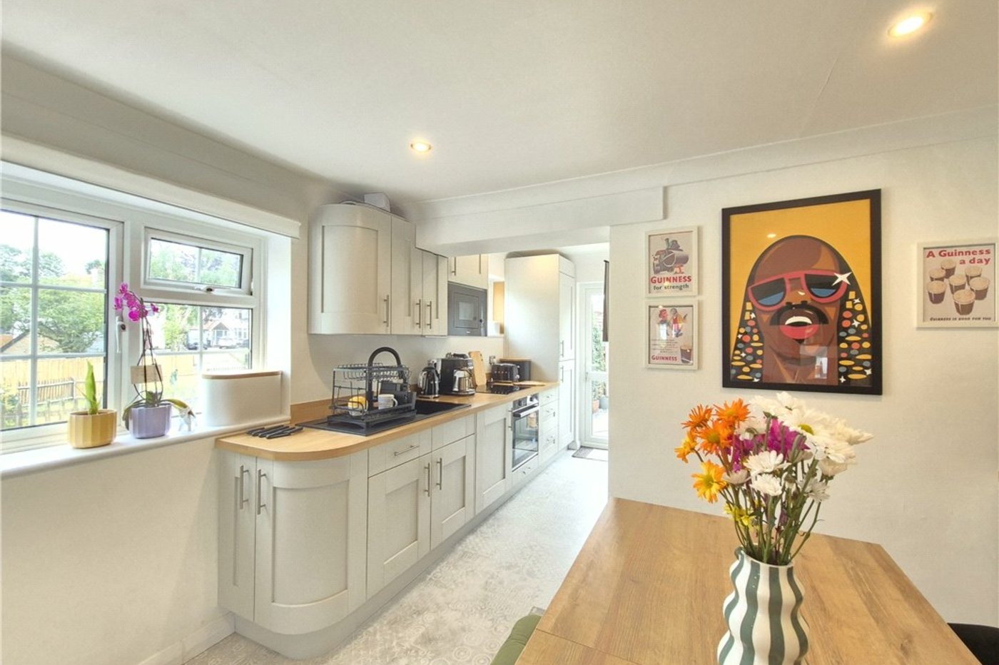 2 bedroom house for sale in Green Street Green | Robinson Jackson