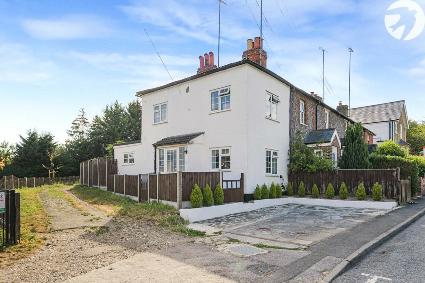 2 bedroom house for sale in Green Street Green | Robinson Jackson