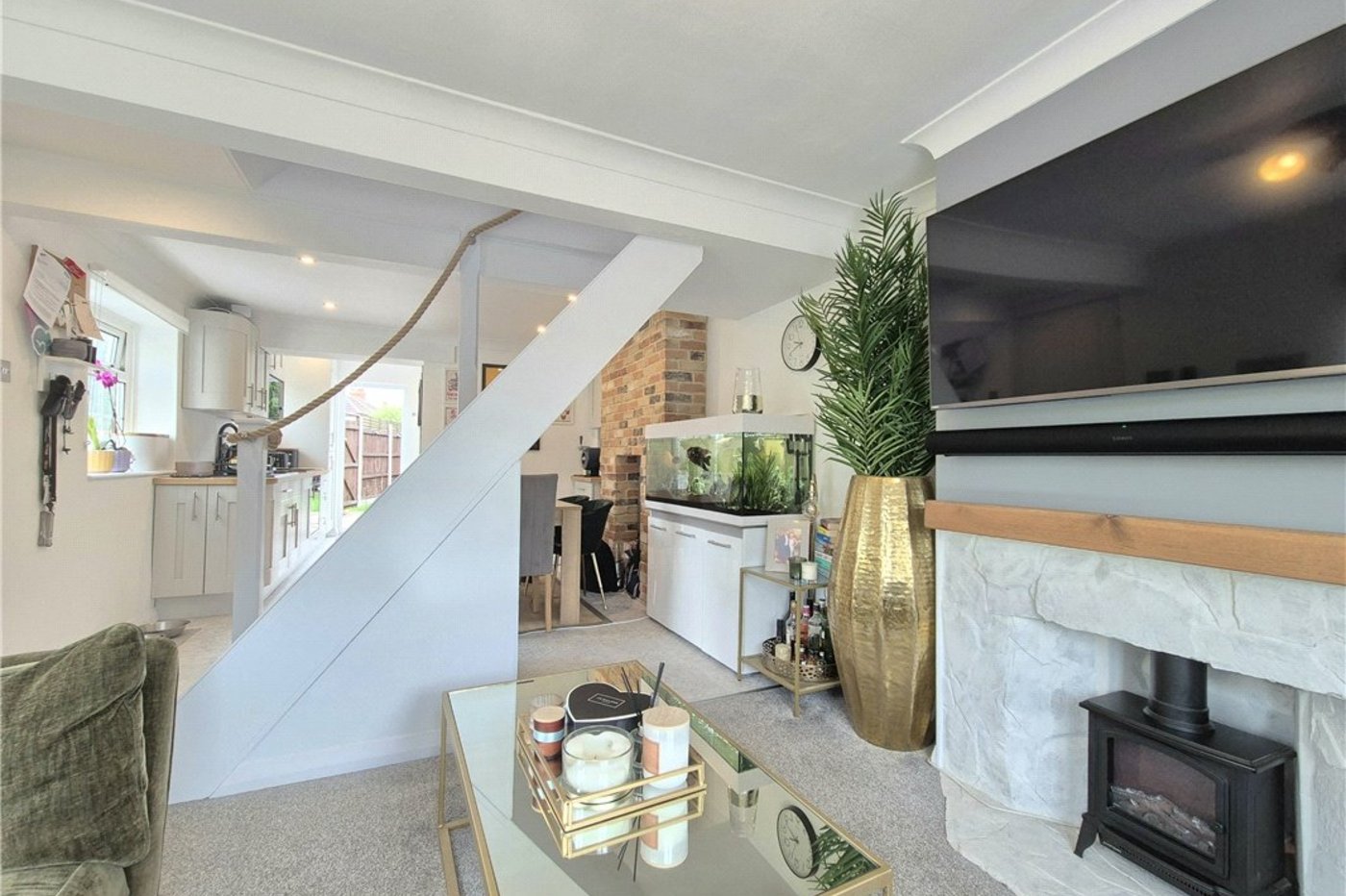 2 bedroom house for sale in Green Street Green | Robinson Jackson