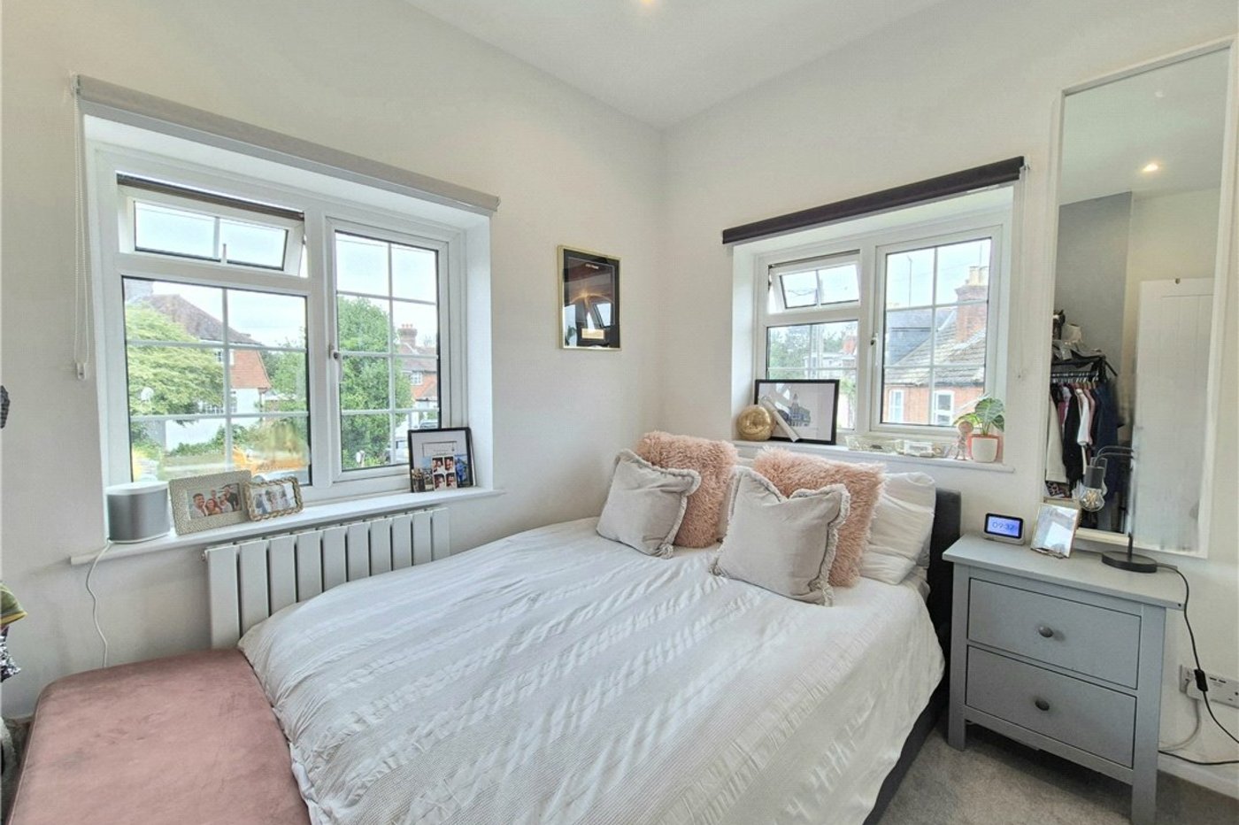 2 bedroom house for sale in Green Street Green | Robinson Jackson