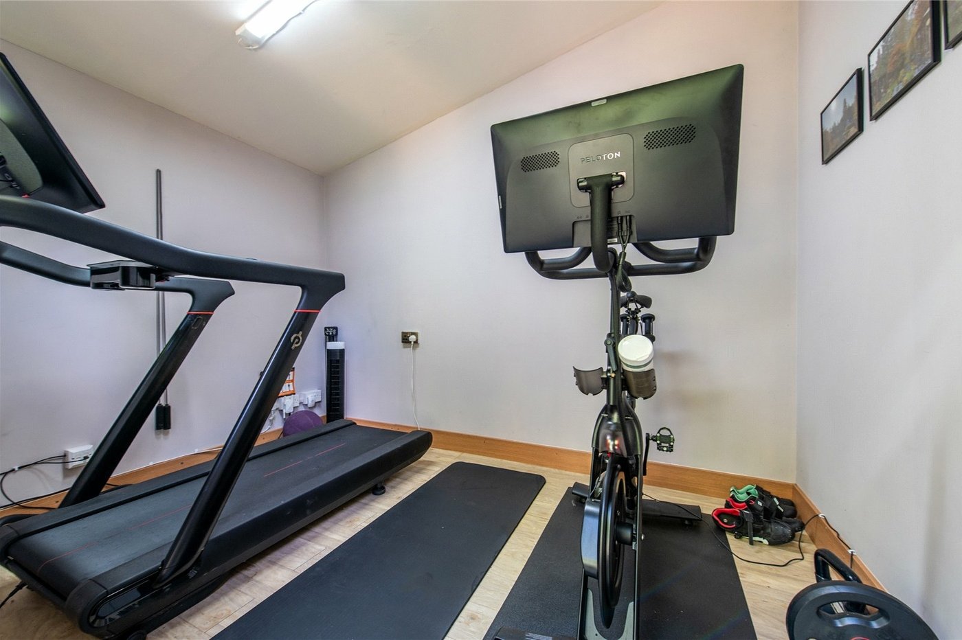 3 bedroom property for sale in Loose | Robinson Michael & Jackson