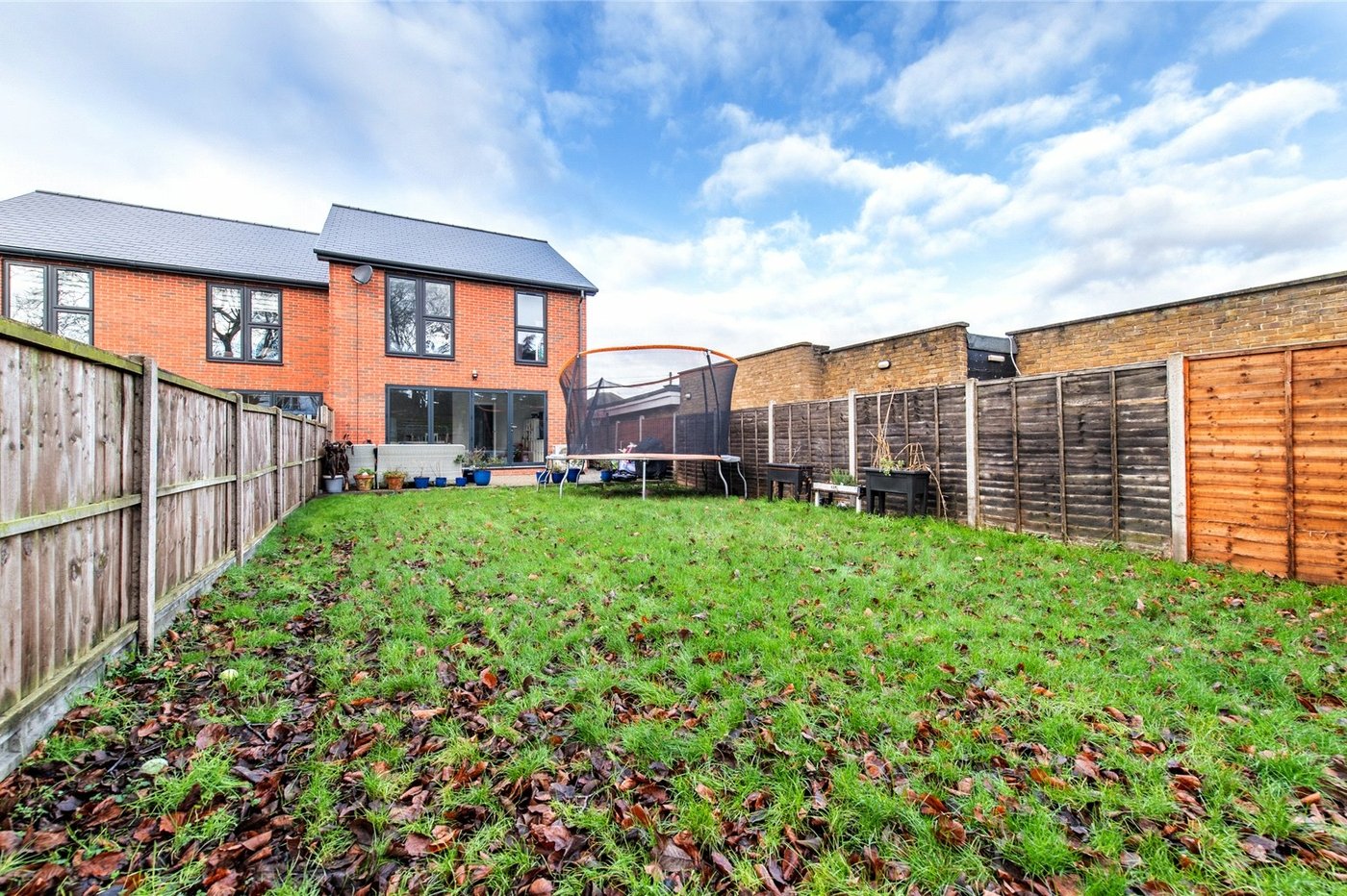 3 bedroom house for sale in Northfleet | Robinson Michael & Jackson