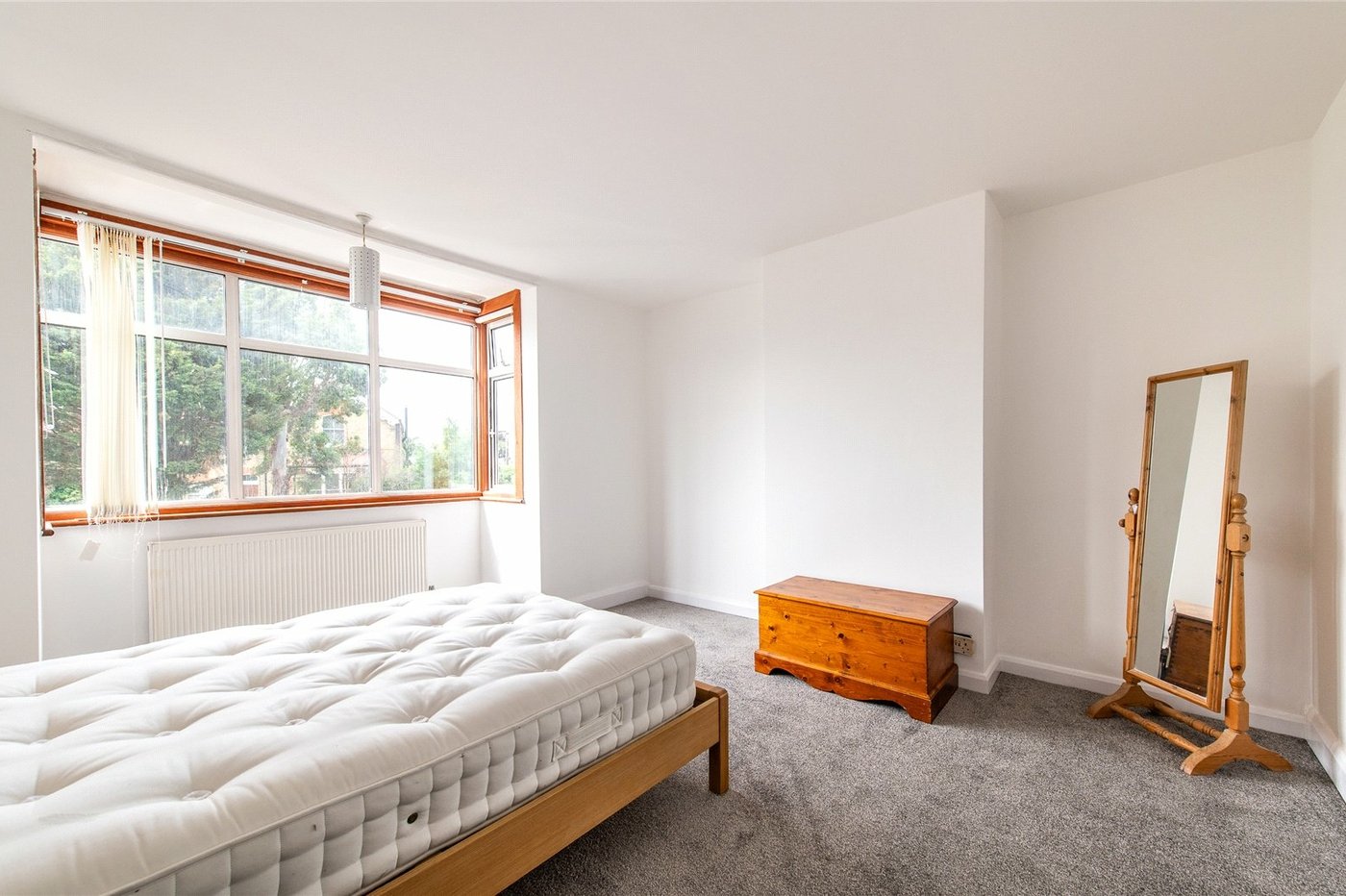 3 bedroom house for sale in Gravesend | Robinson Michael & Jackson