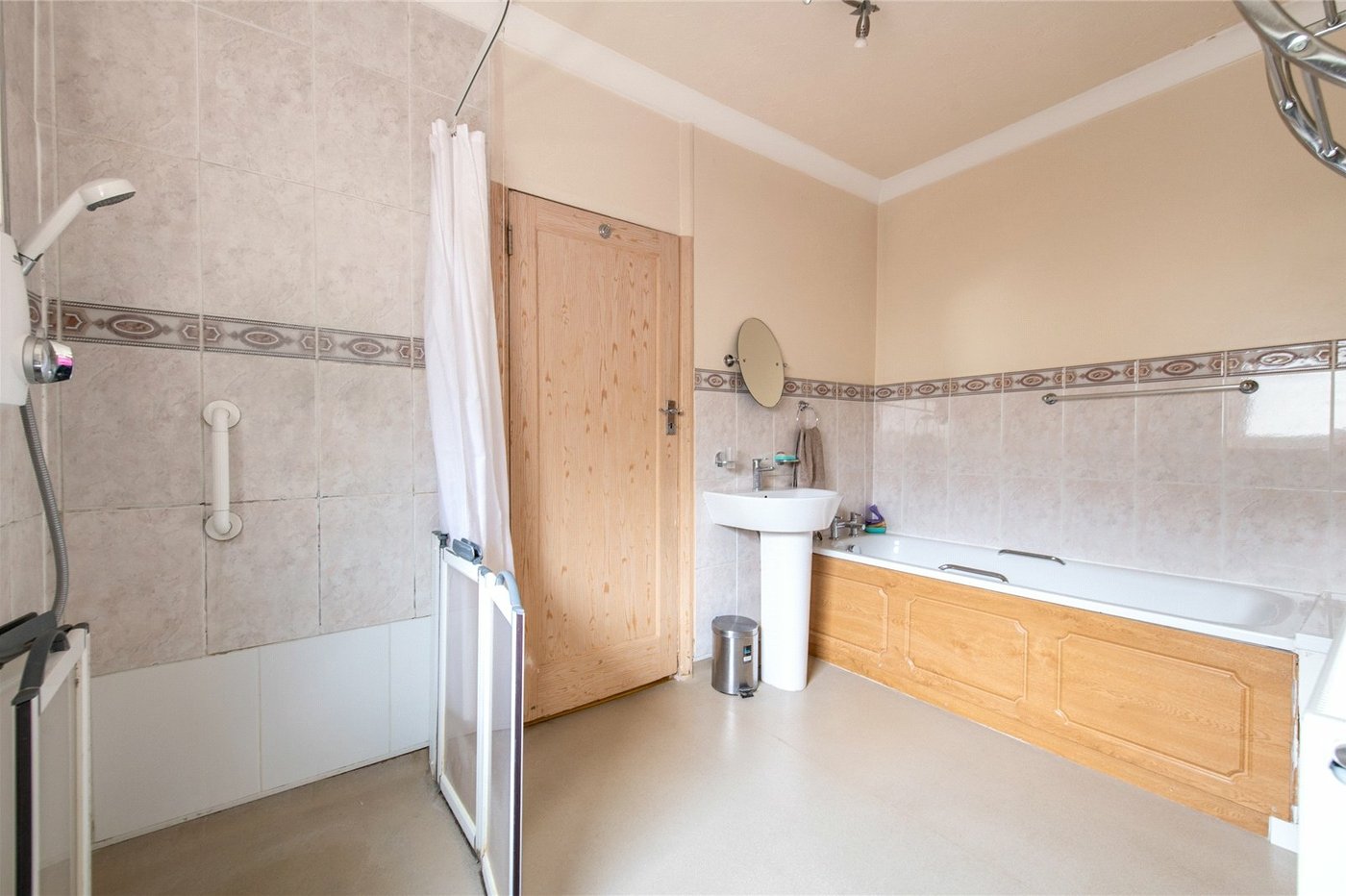 4 bedroom bungalow for sale in Gravesend | Robinson Michael & Jackson