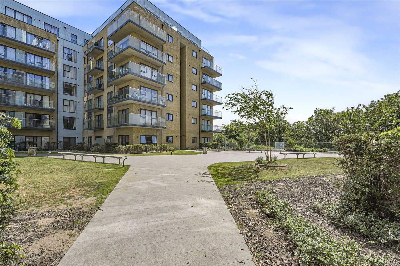 1 bedroom property for sale in Dartford | Robinson Jackson