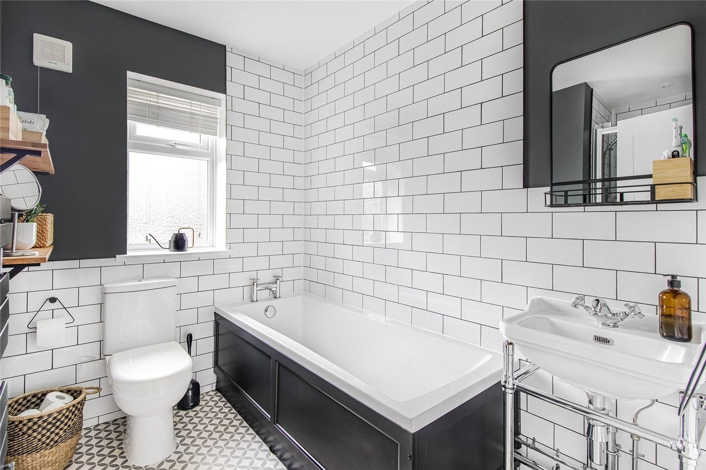 3 bedroom house for sale in Plumstead Common | Robinson Jackson