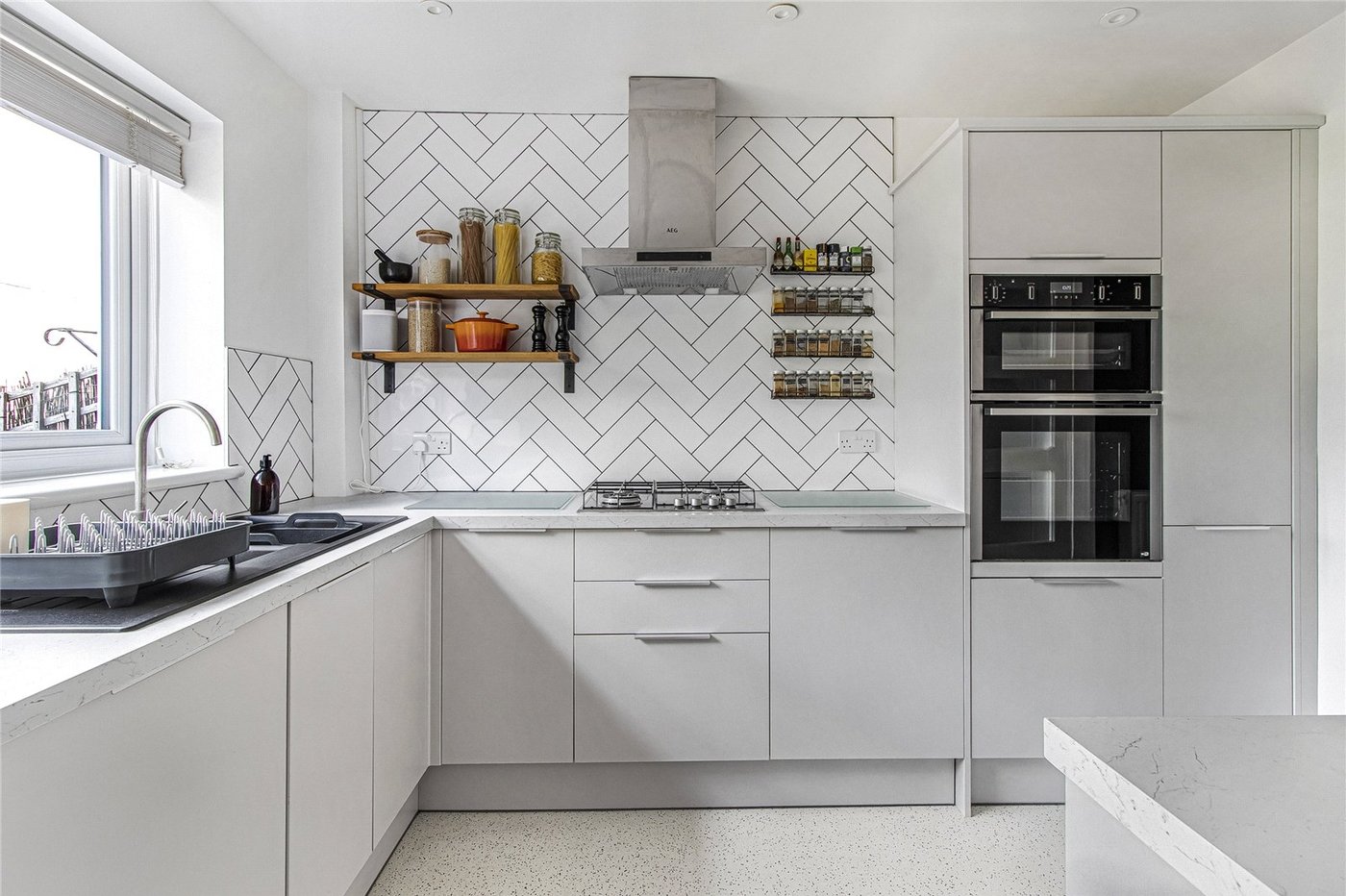 3 bedroom house for sale in Plumstead Common | Robinson Jackson