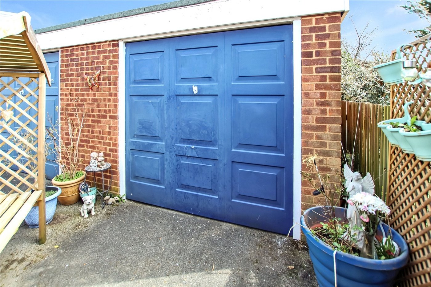 2 bedroom property for sale in Sidcup | Robinson Jackson