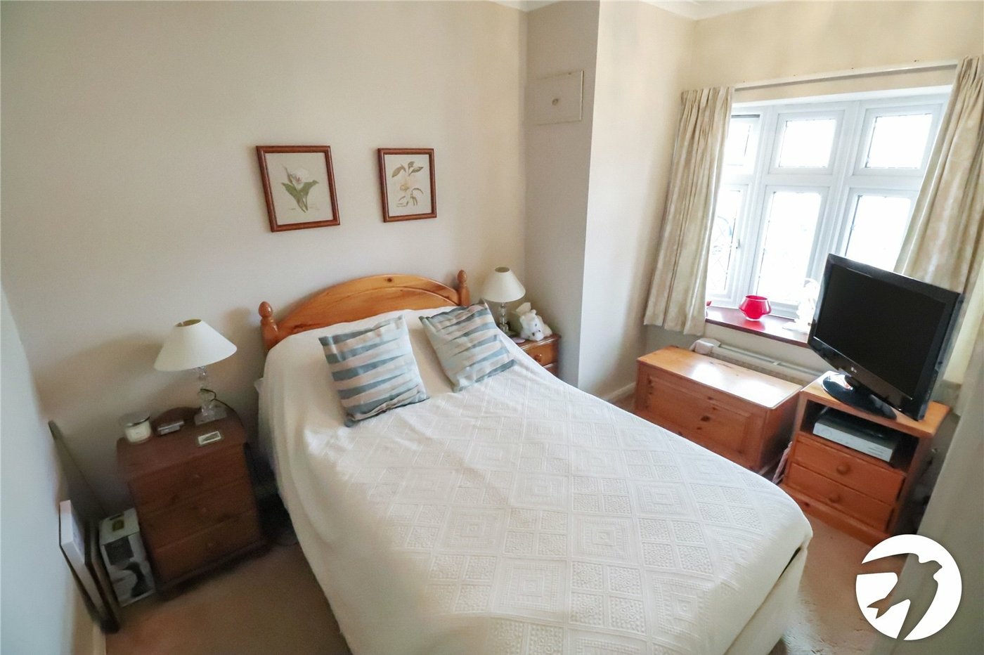 2 bedroom bungalow for sale in Belvedere | Robinson Jackson