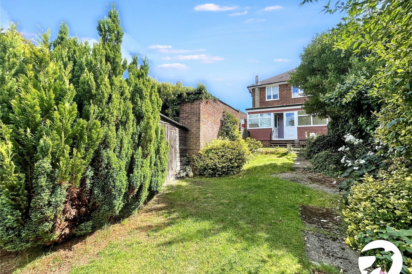 3 bedroom house for sale in Rochester | Robinson Michael & Jackson