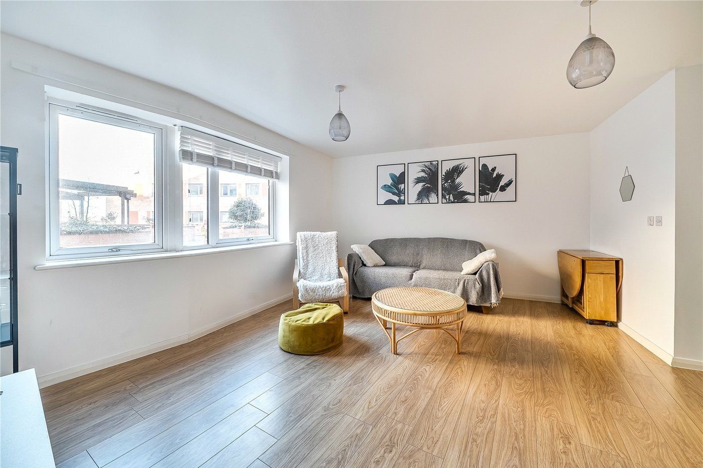 1 bedroom property for sale in 35 Bell Green | Robinson Jackson