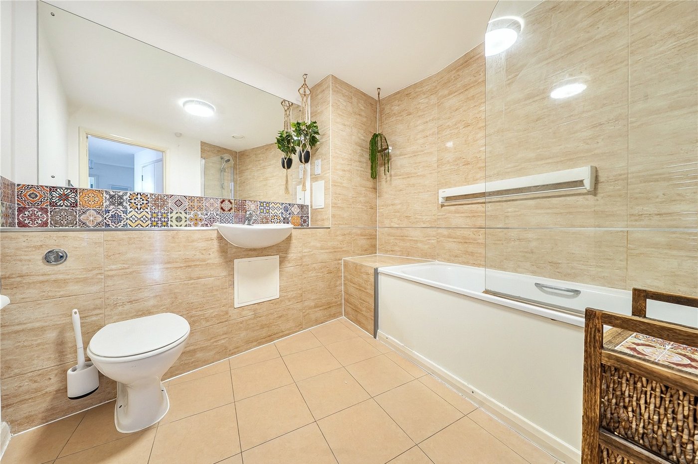 1 bedroom property for sale in 35 Bell Green | Robinson Jackson