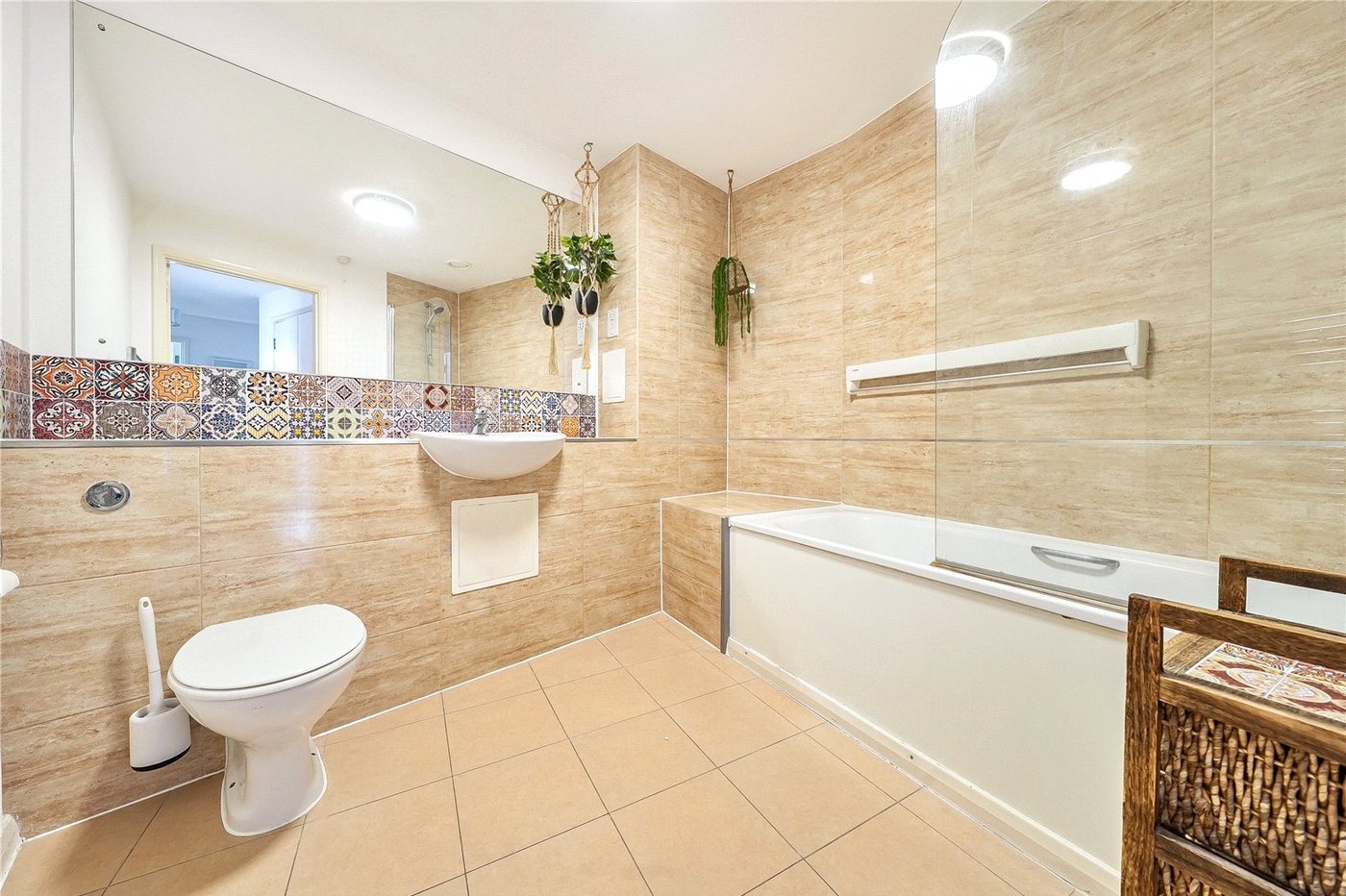 1 bedroom property for sale in 35 Bell Green | Robinson Jackson