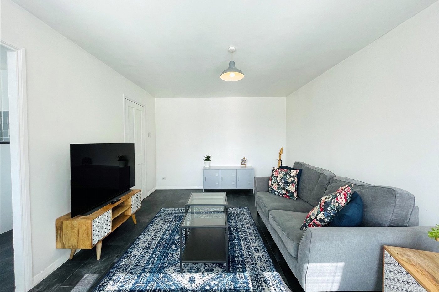 1 bedroom property for sale in Blackfen Road | Robinson Jackson