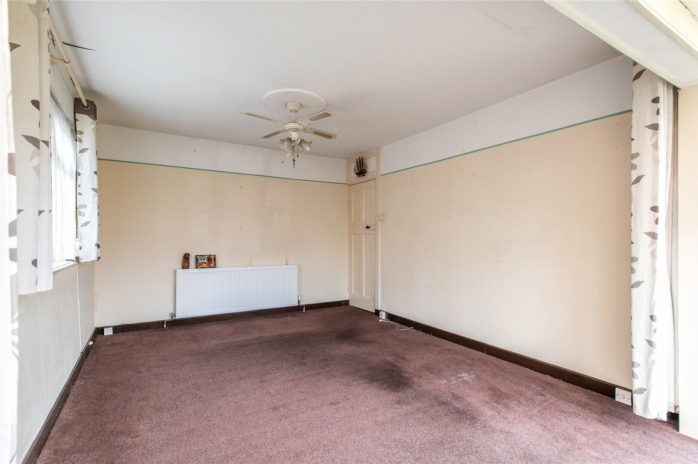 2 bedroom bungalow for sale in Weavering | Robinson Michael & Jackson