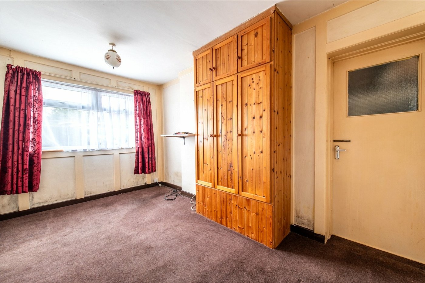 2 bedroom bungalow for sale in Weavering | Robinson Michael & Jackson