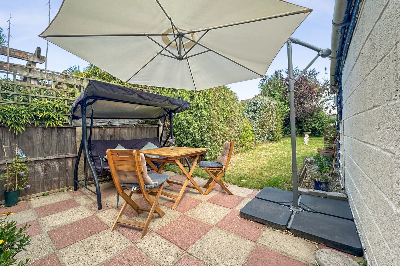 3 bedroom house for sale in Rainham | Robinson Michael & Jackson