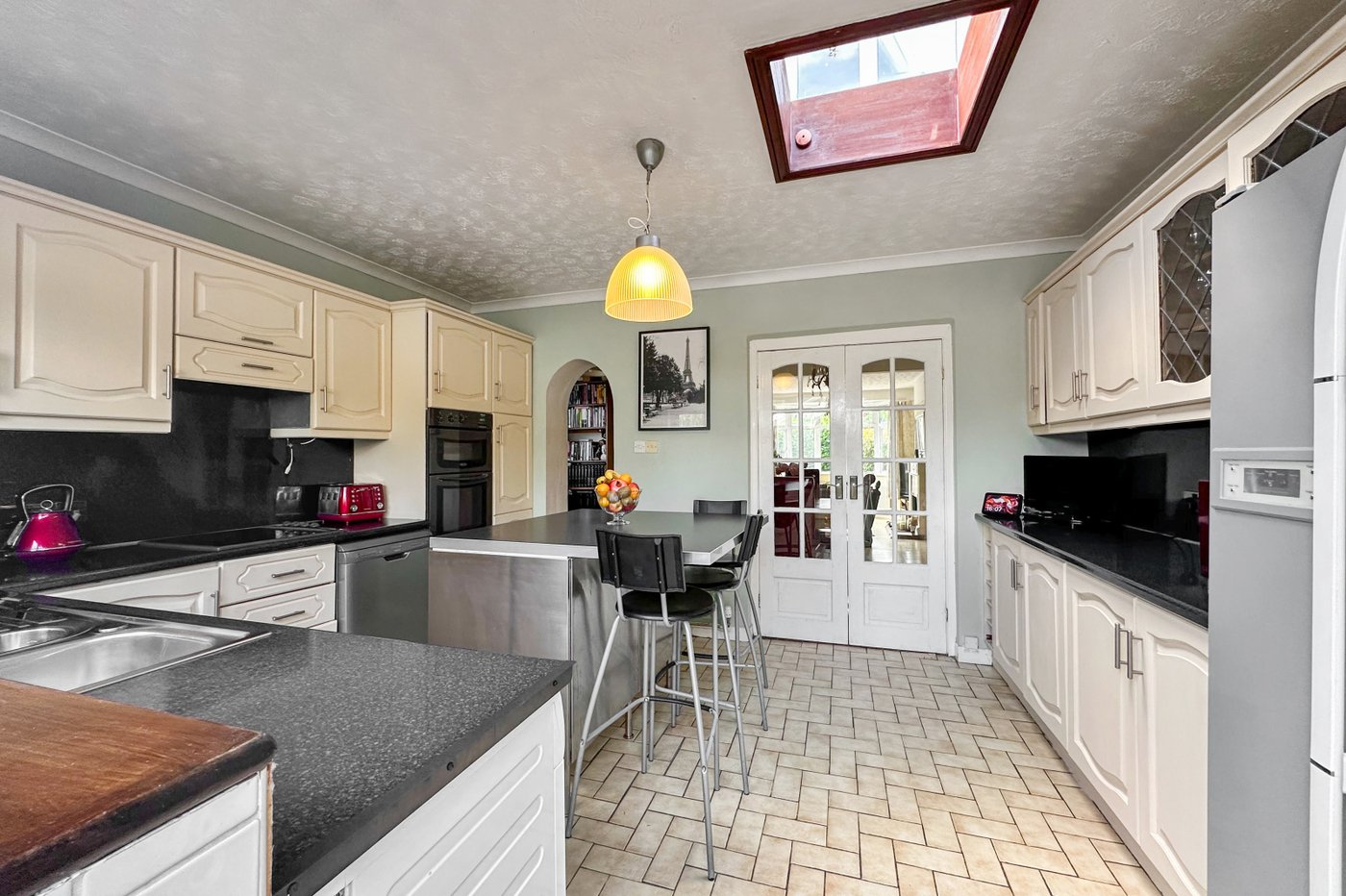 3 bedroom house for sale in Rainham | Robinson Michael & Jackson