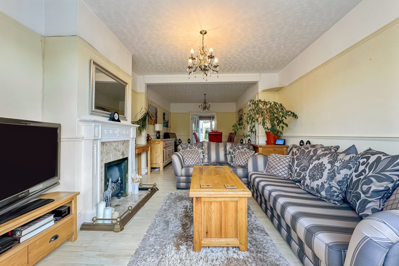 3 bedroom house for sale in Rainham | Robinson Michael & Jackson