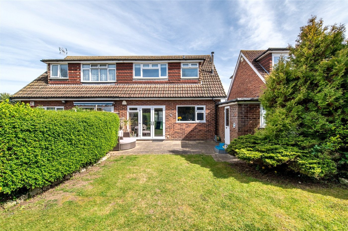 2 bedroom house for sale in Chalk | Robinson Michael & Jackson