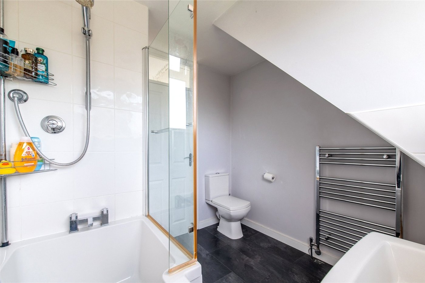 2 bedroom house for sale in Chalk | Robinson Michael & Jackson