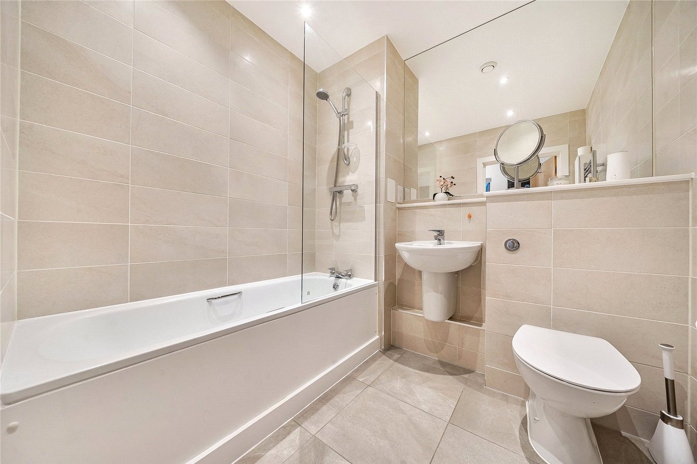 2 bedroom property for sale in Thornton Heath | Robinson Jackson