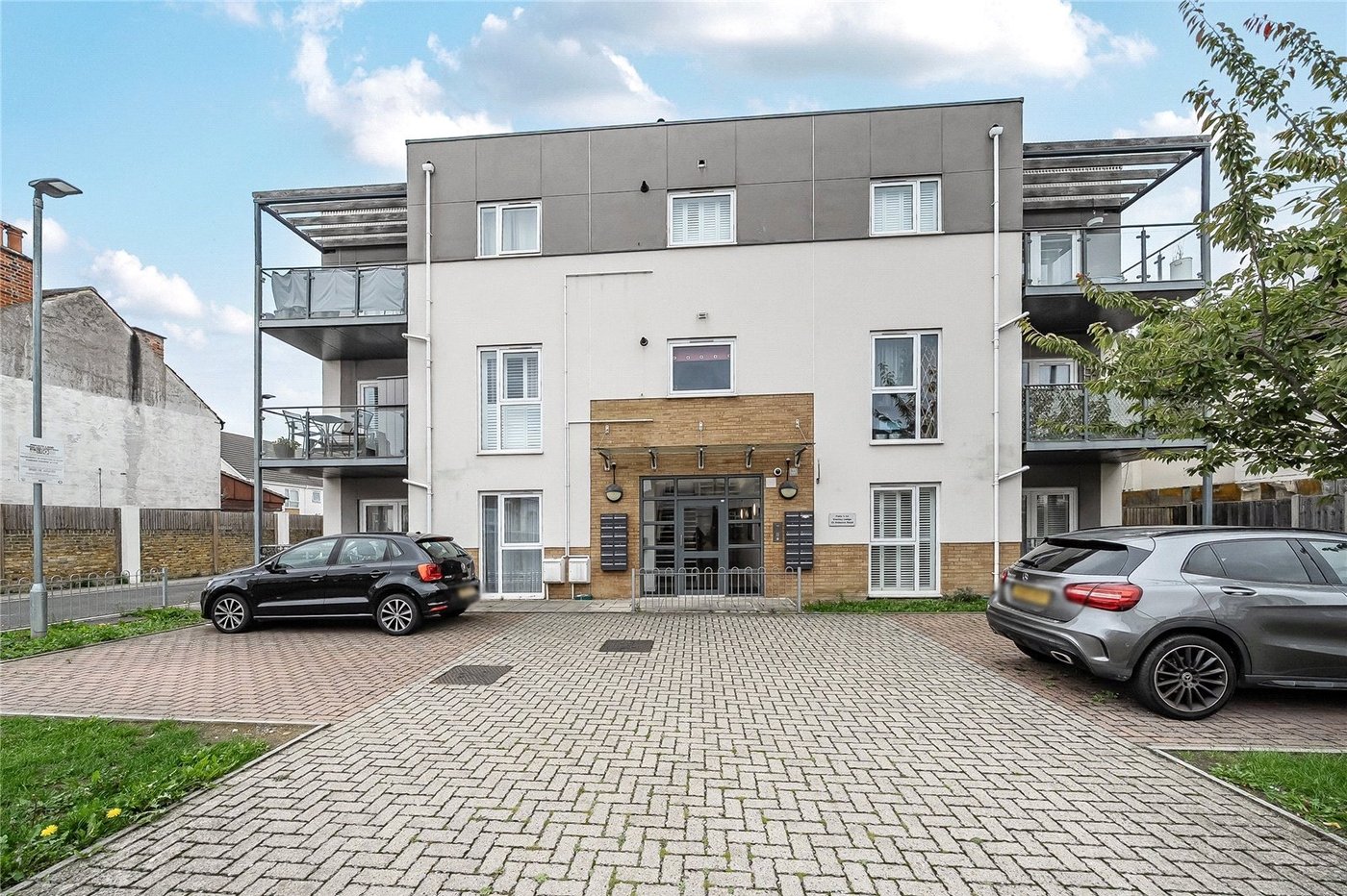 2 bedroom property for sale in Thornton Heath | Robinson Jackson