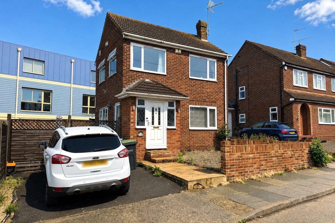 2 bedroom house for sale in Chalk | Robinson Michael & Jackson