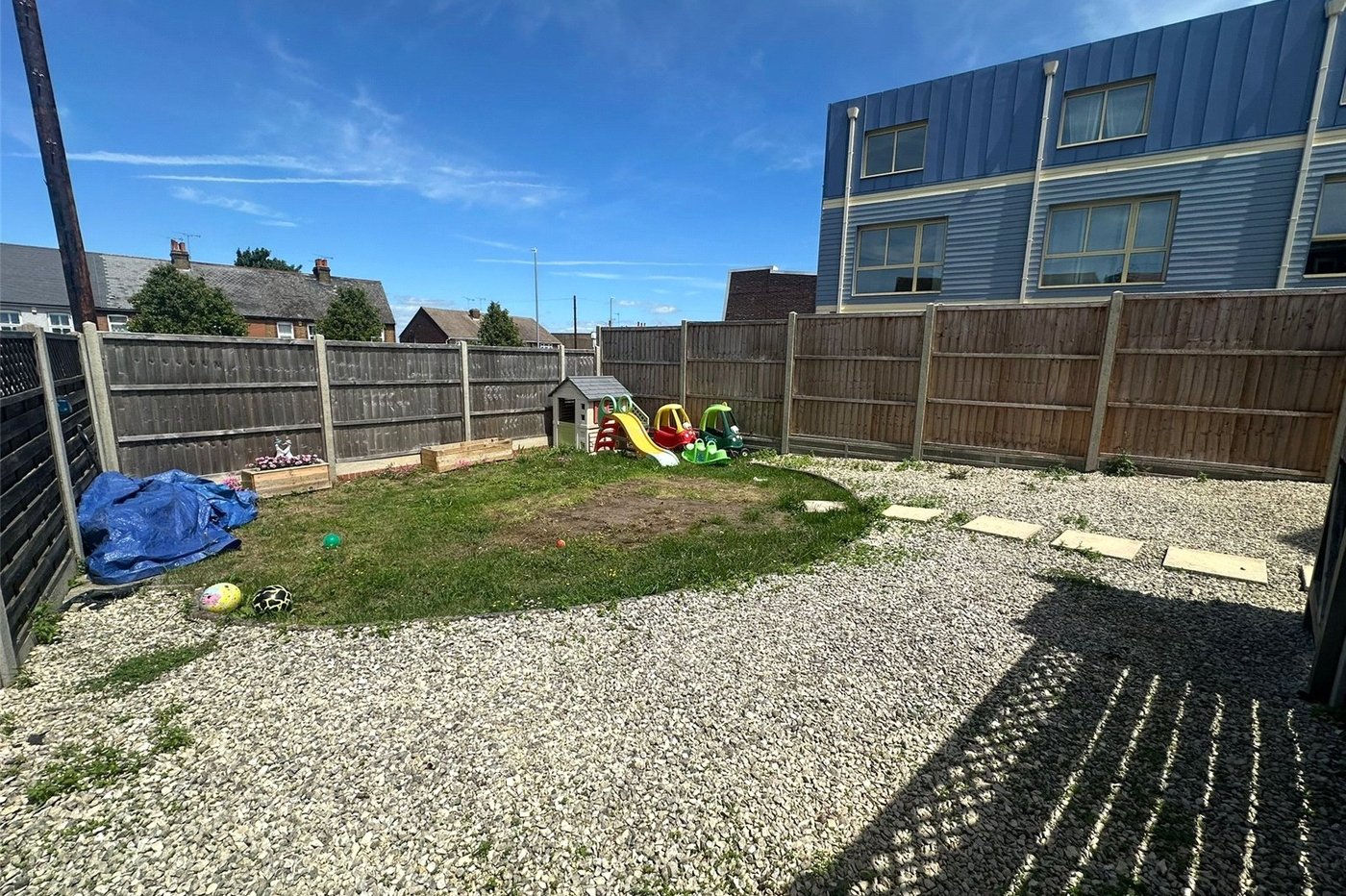 2 bedroom house for sale in Chalk | Robinson Michael & Jackson
