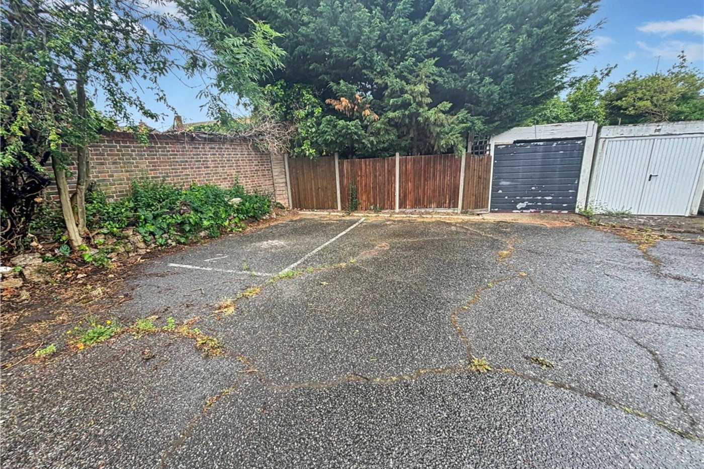 3 bedroom house for sale in St Pauls Cray | Robinson Jackson